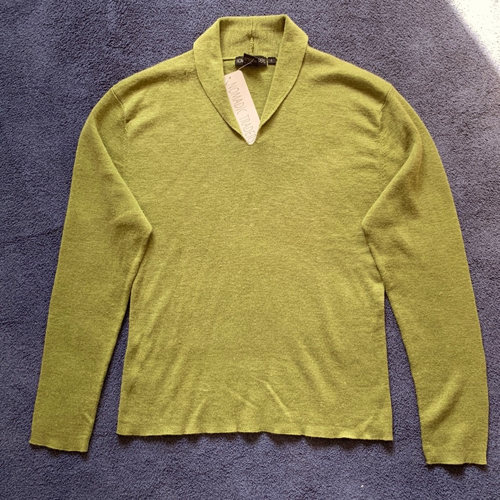 Women’s Nomadic Traders Long Sleaved Sweater Size Large